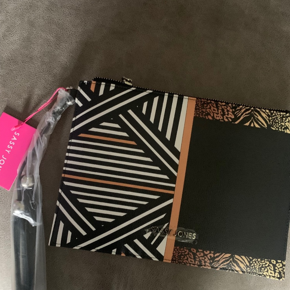 Sassy Jones Zanzibar Clutch